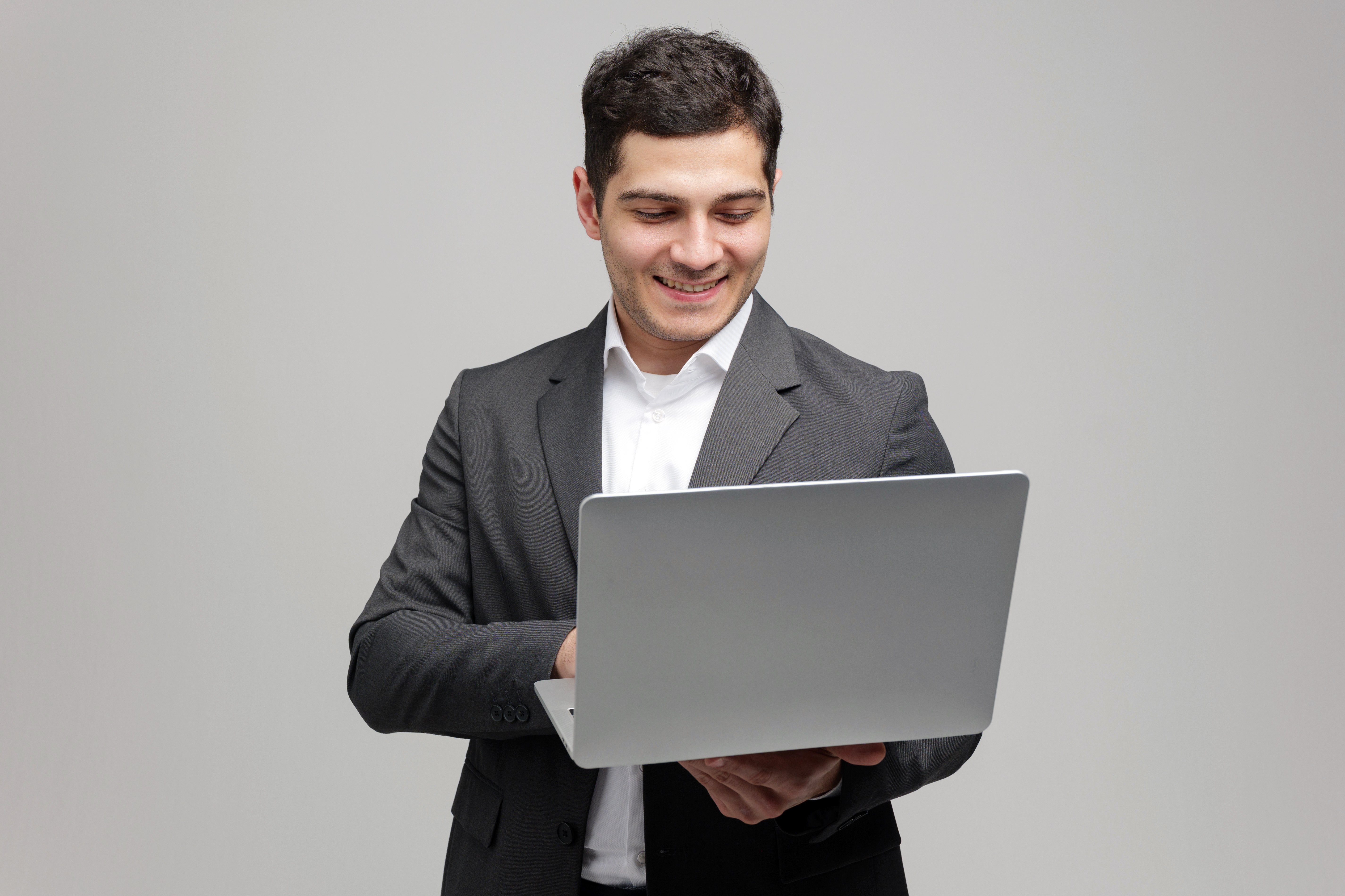 Gestión de inventarios: Conteos físicos y ajustes al costo de ventas